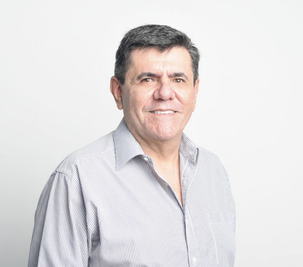 Dr. Ricardo Segreda Sagot