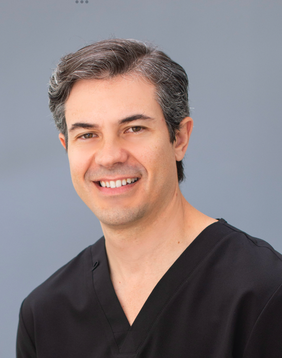 Dr. Adolfo Collado Piedra