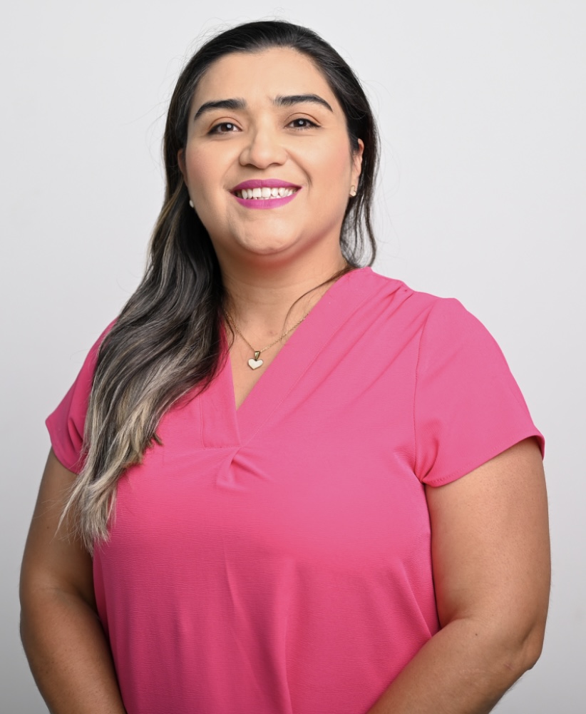 Dra. Andrea  Acuña  Flores