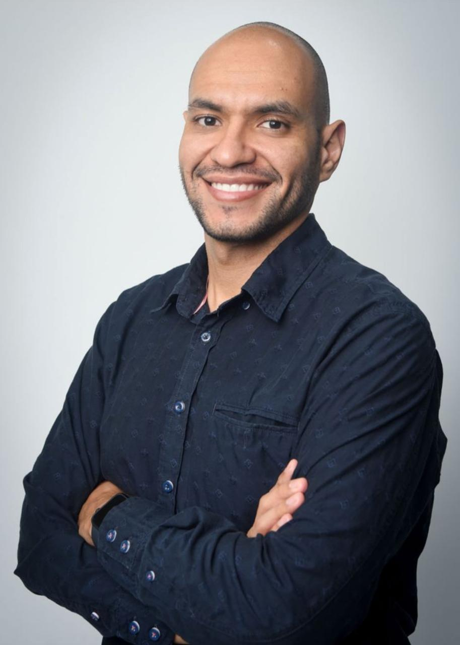 Dr. José Leonel Rosales  Fernández
